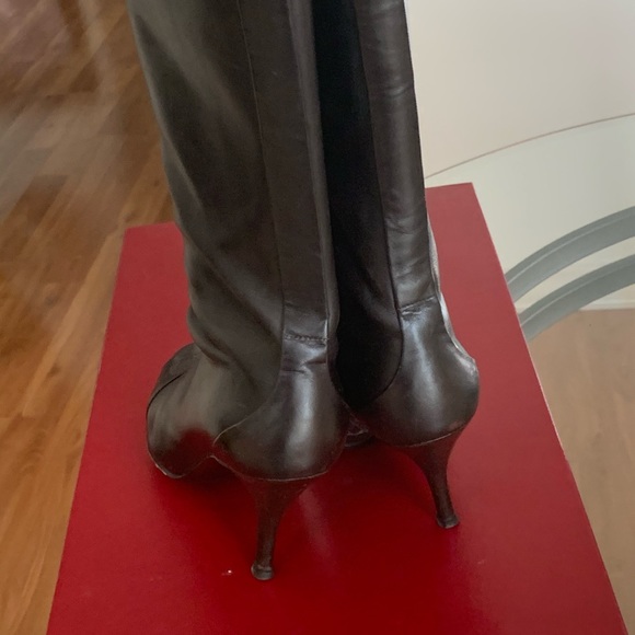 Classic Elegant Salvatore Ferragamo Leather Boots - Picture 5 of 6